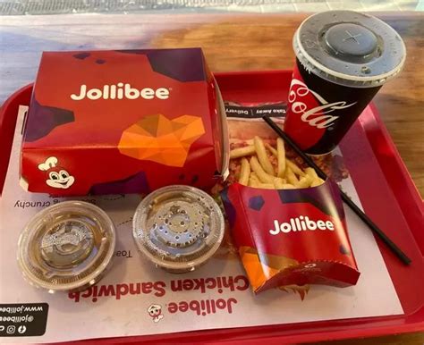 Jollibee review: Unassuming Leeds city centre .